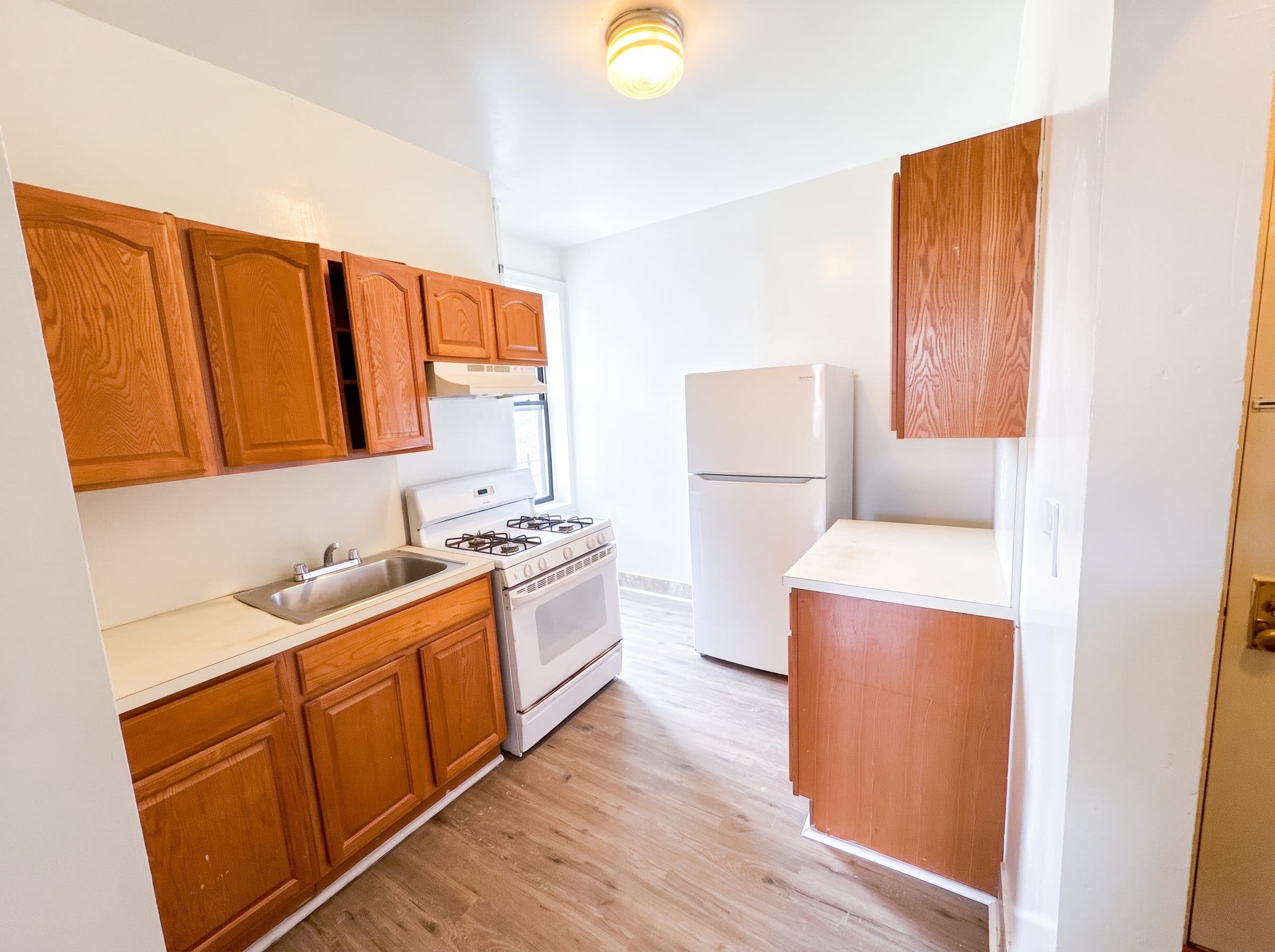 45 Bay 28th St, Apt 46