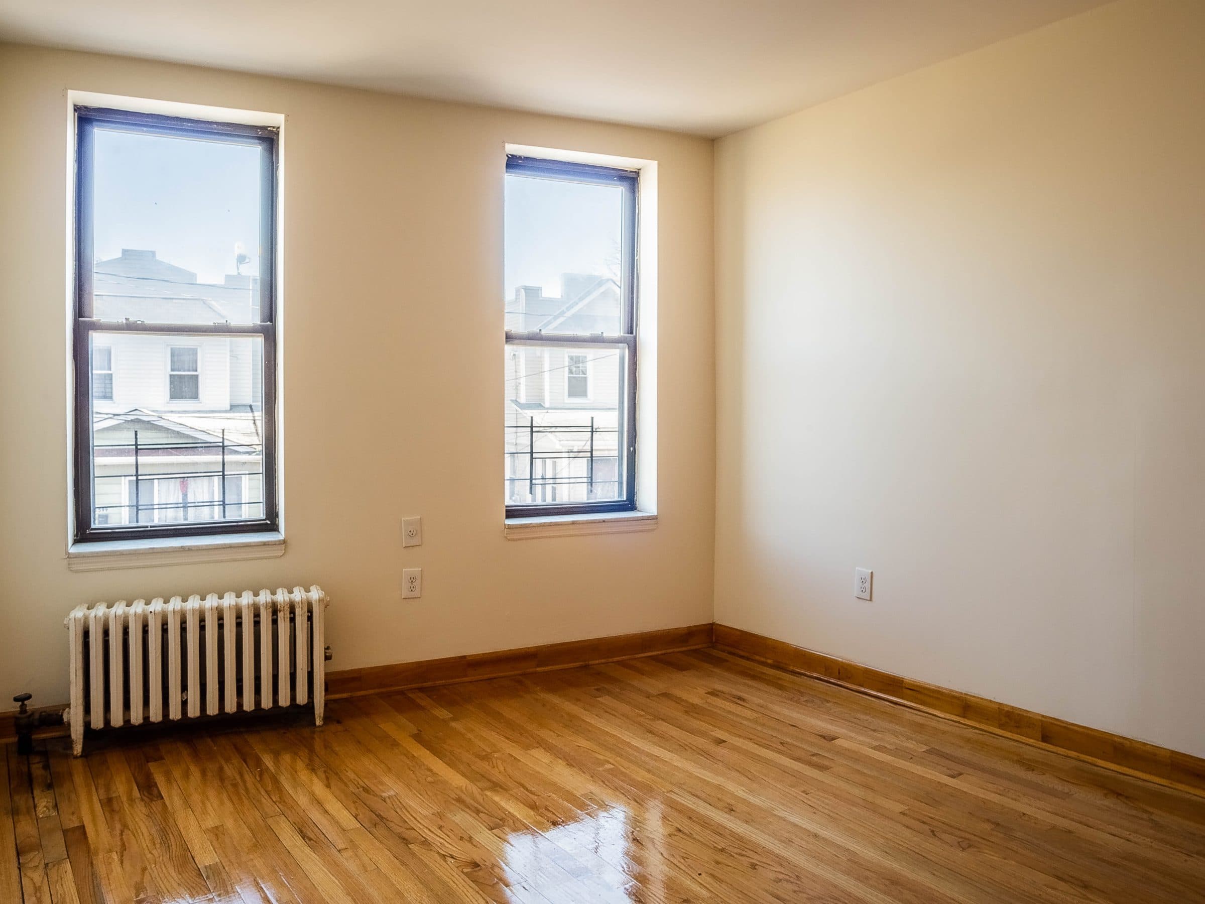 1602 East 43rd Street, Apt 23