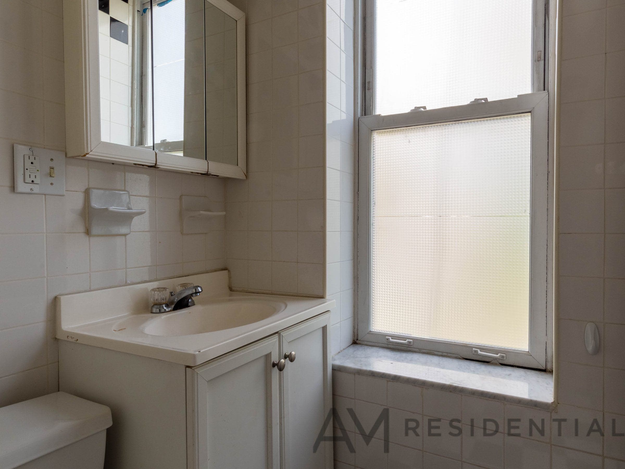 2665 Bedford Ave, Apt 32