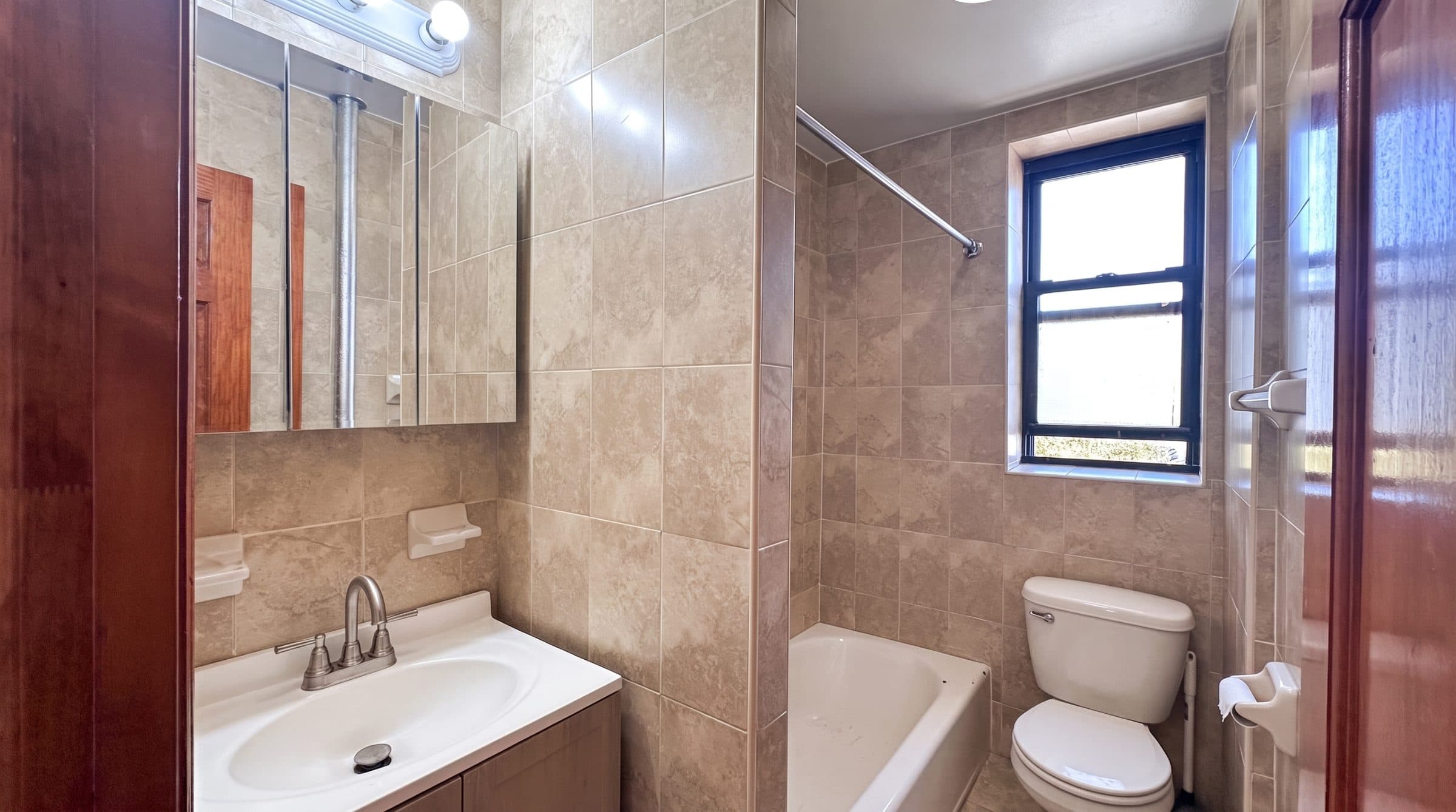 402 Marine Ave, Apt 3L