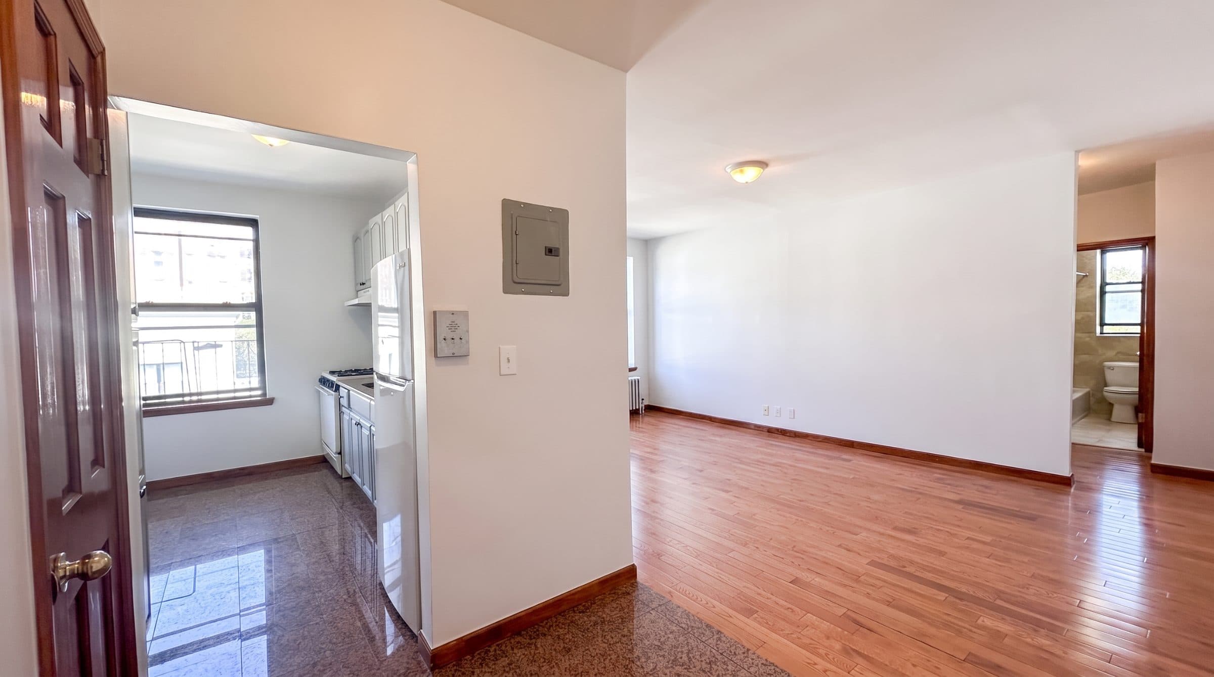402 Marine Ave, Apt 3L
