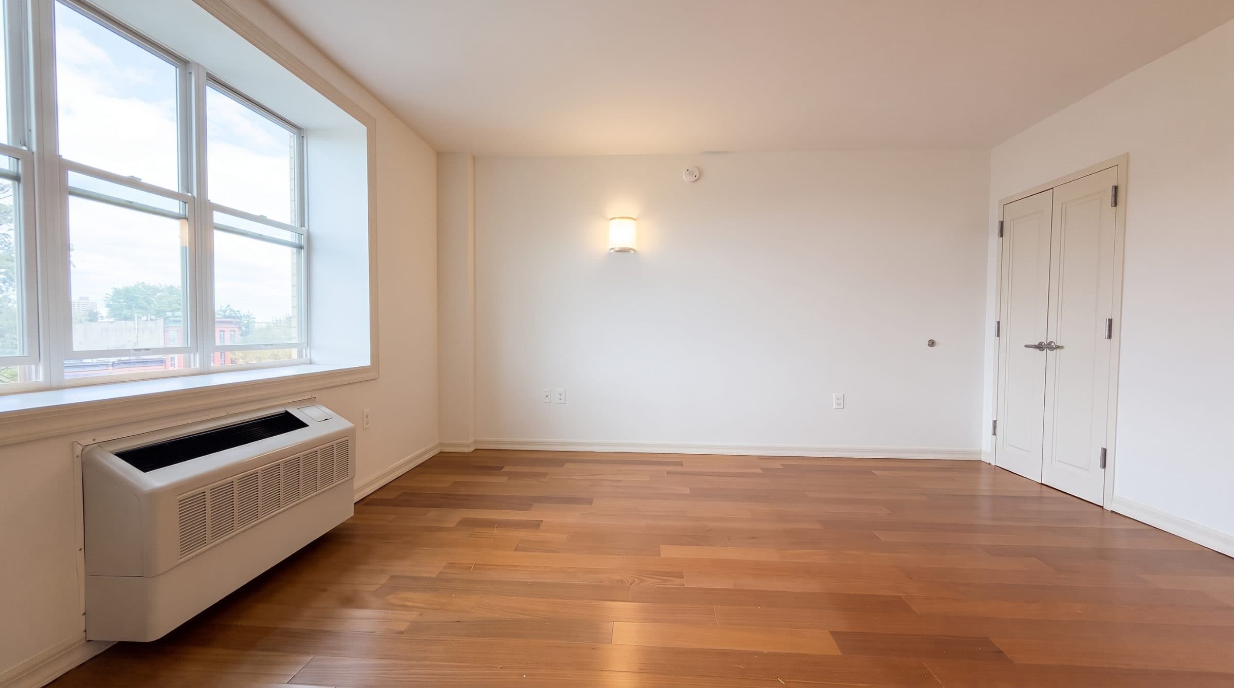645 Gates Ave, Apt 52