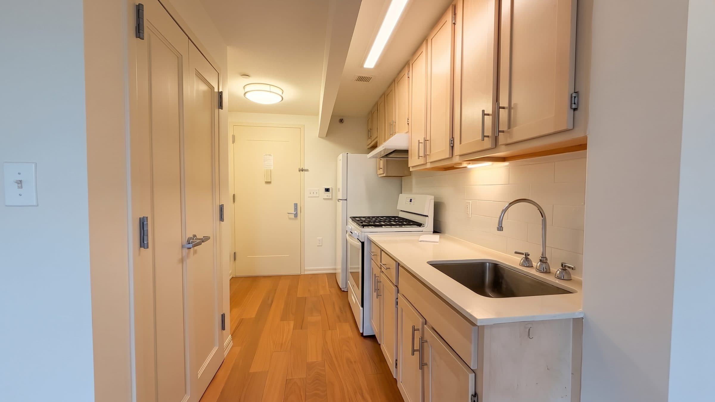 645 Gates Ave, Apt 52