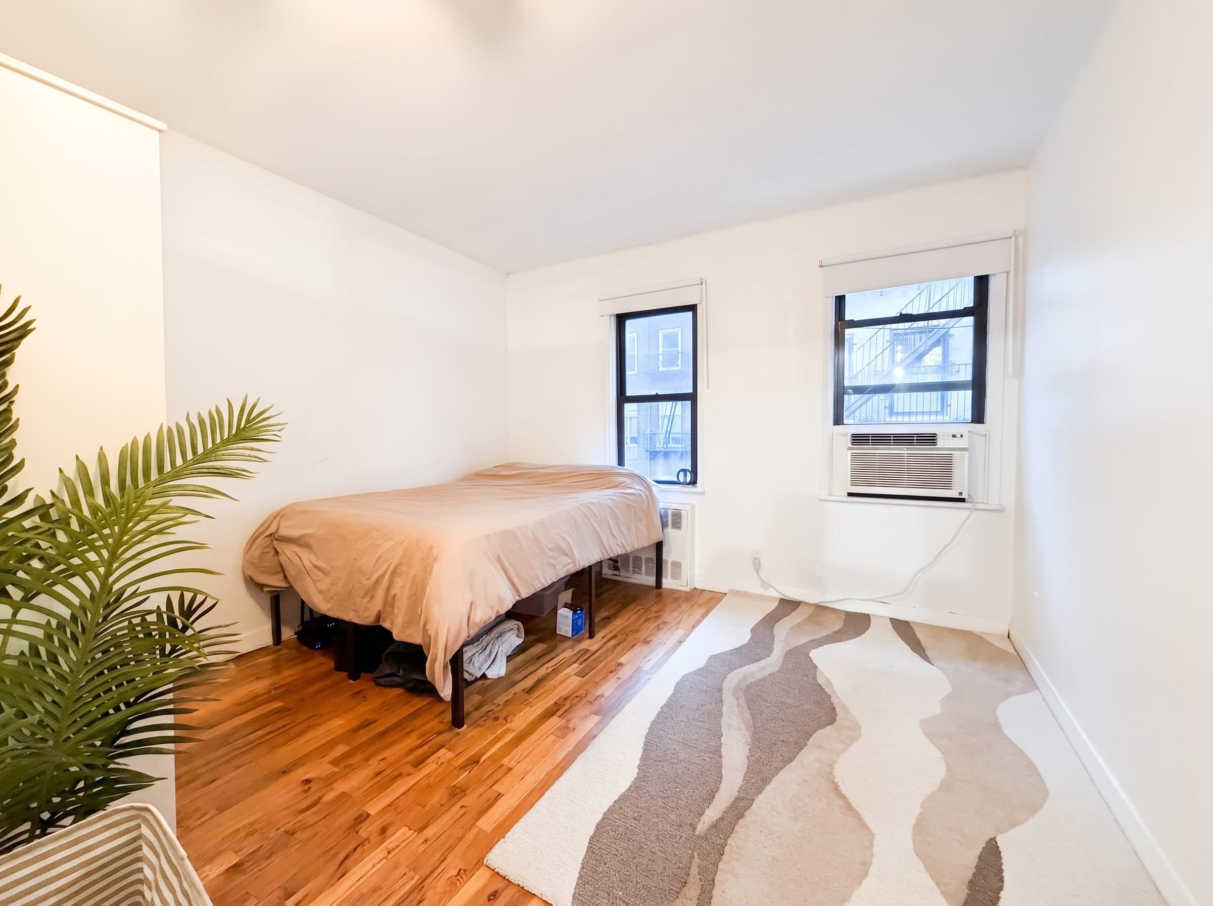 29 East 20th Street, Apt 4