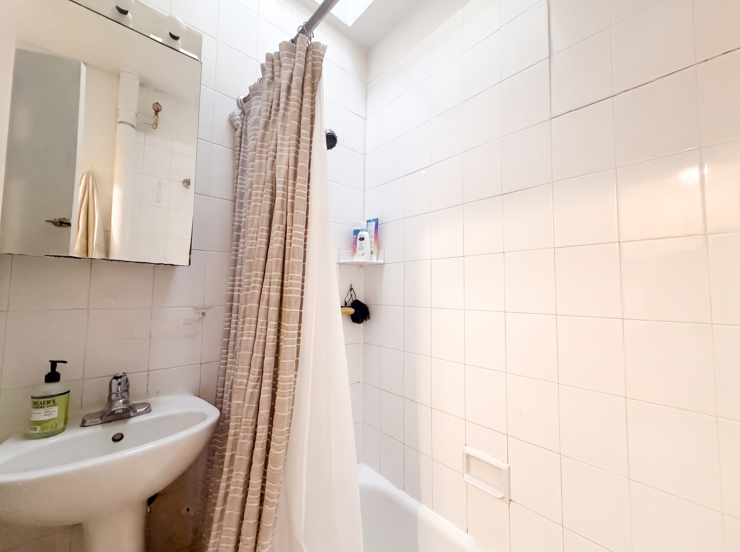 29 East 20th Street, Apt 4