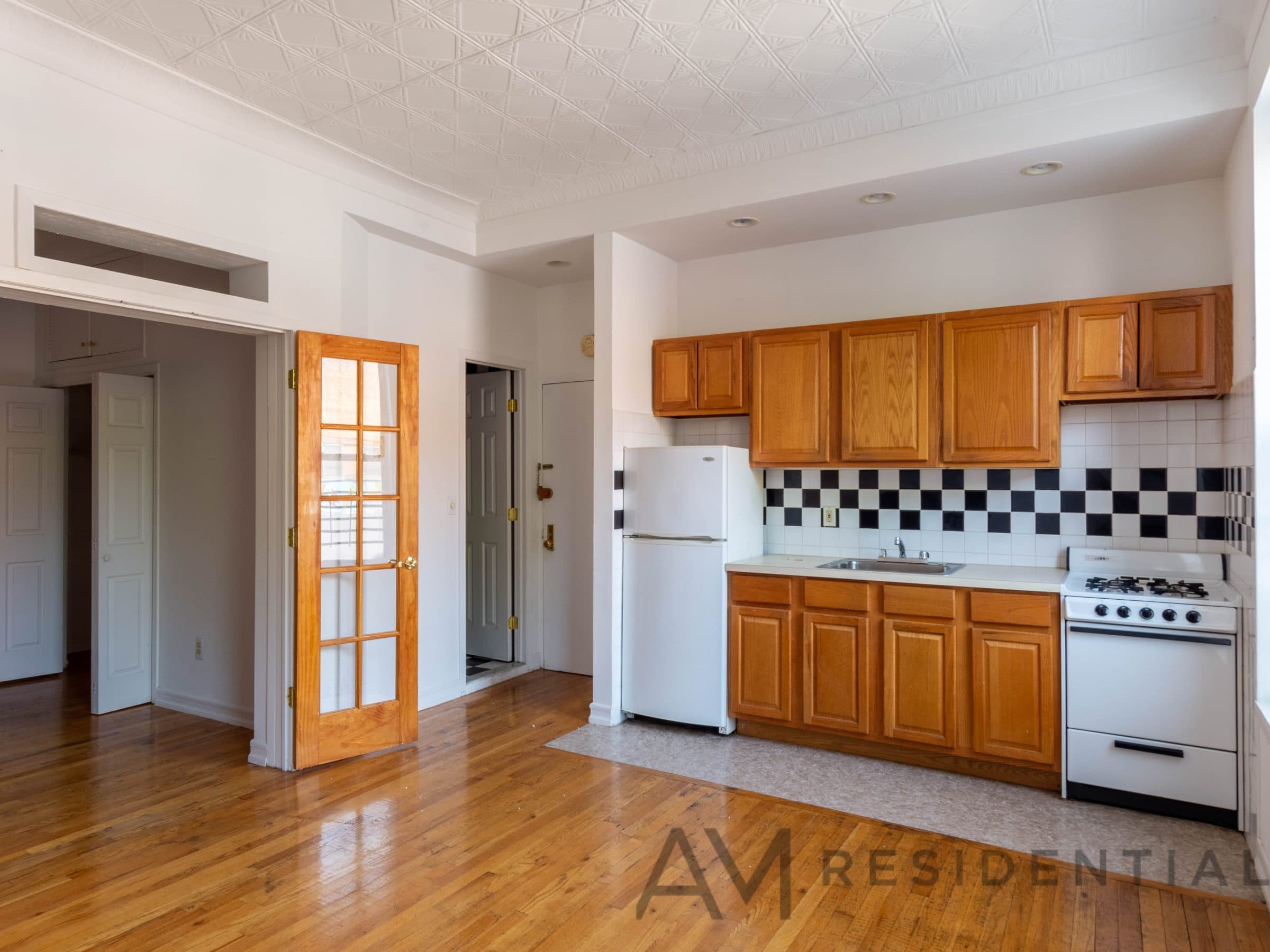 71 Underhill Avenue, Apt #A