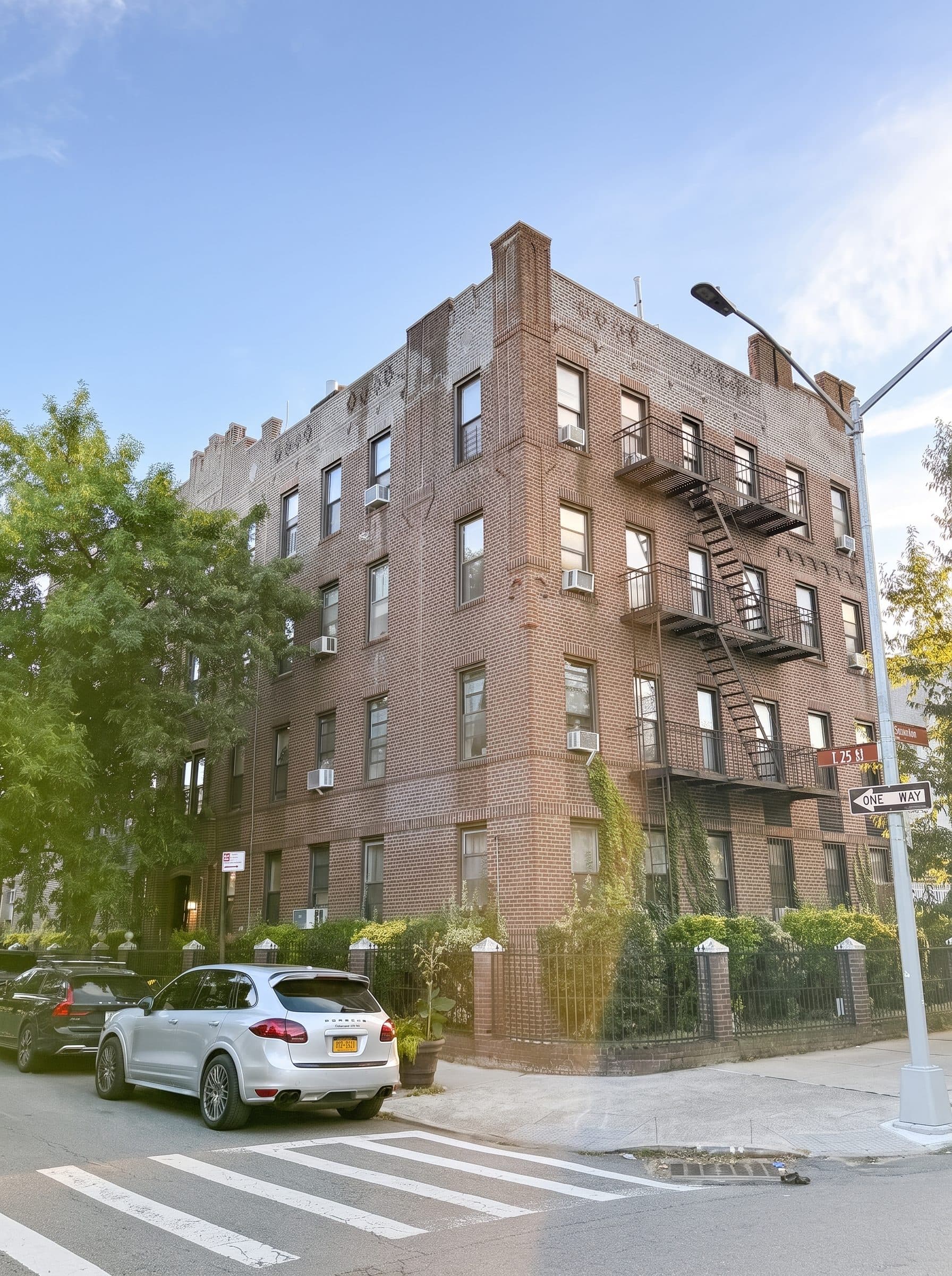 310 East 25th Street, Apt 54