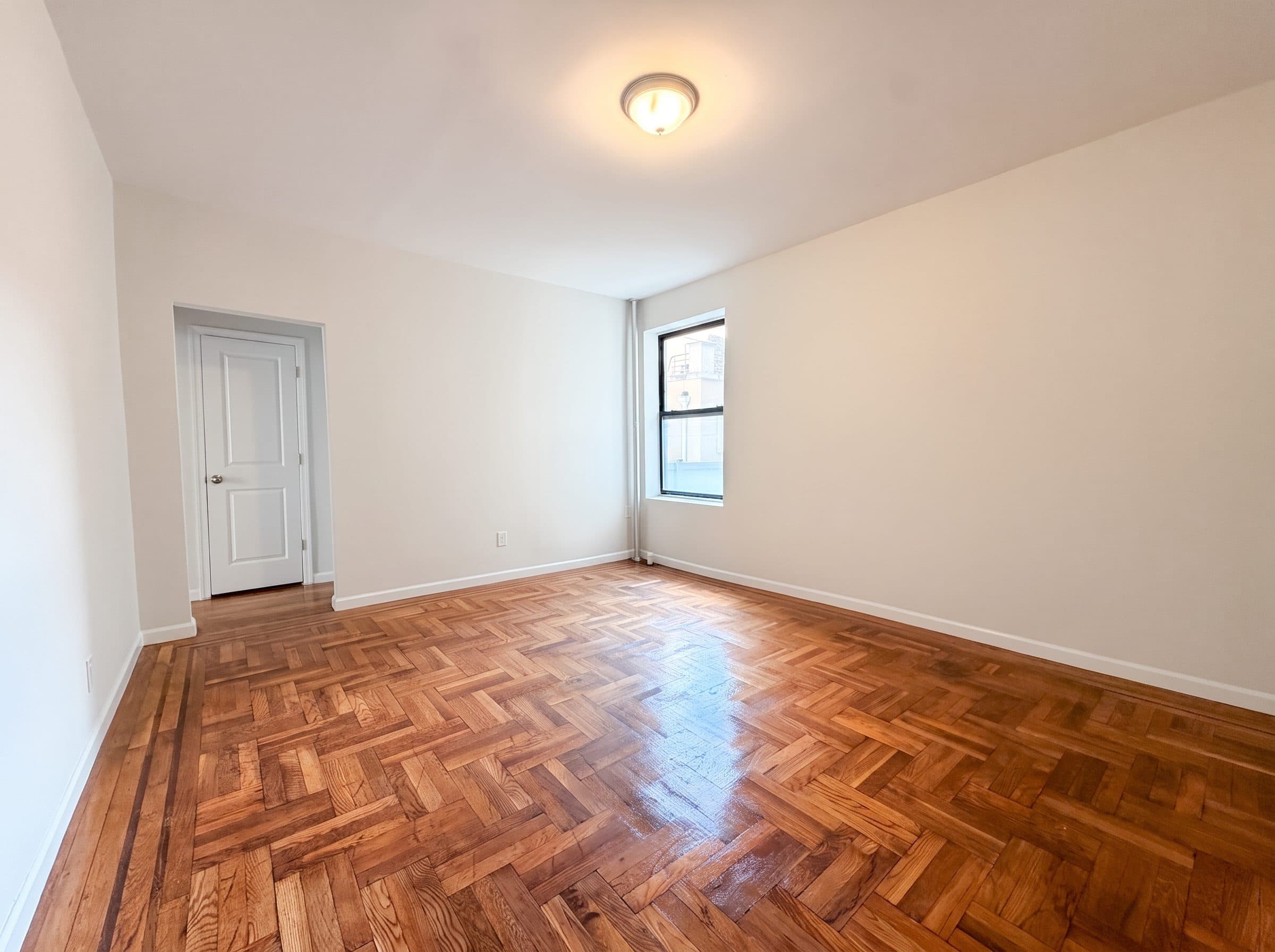 49 MacKay Place, Apt 1