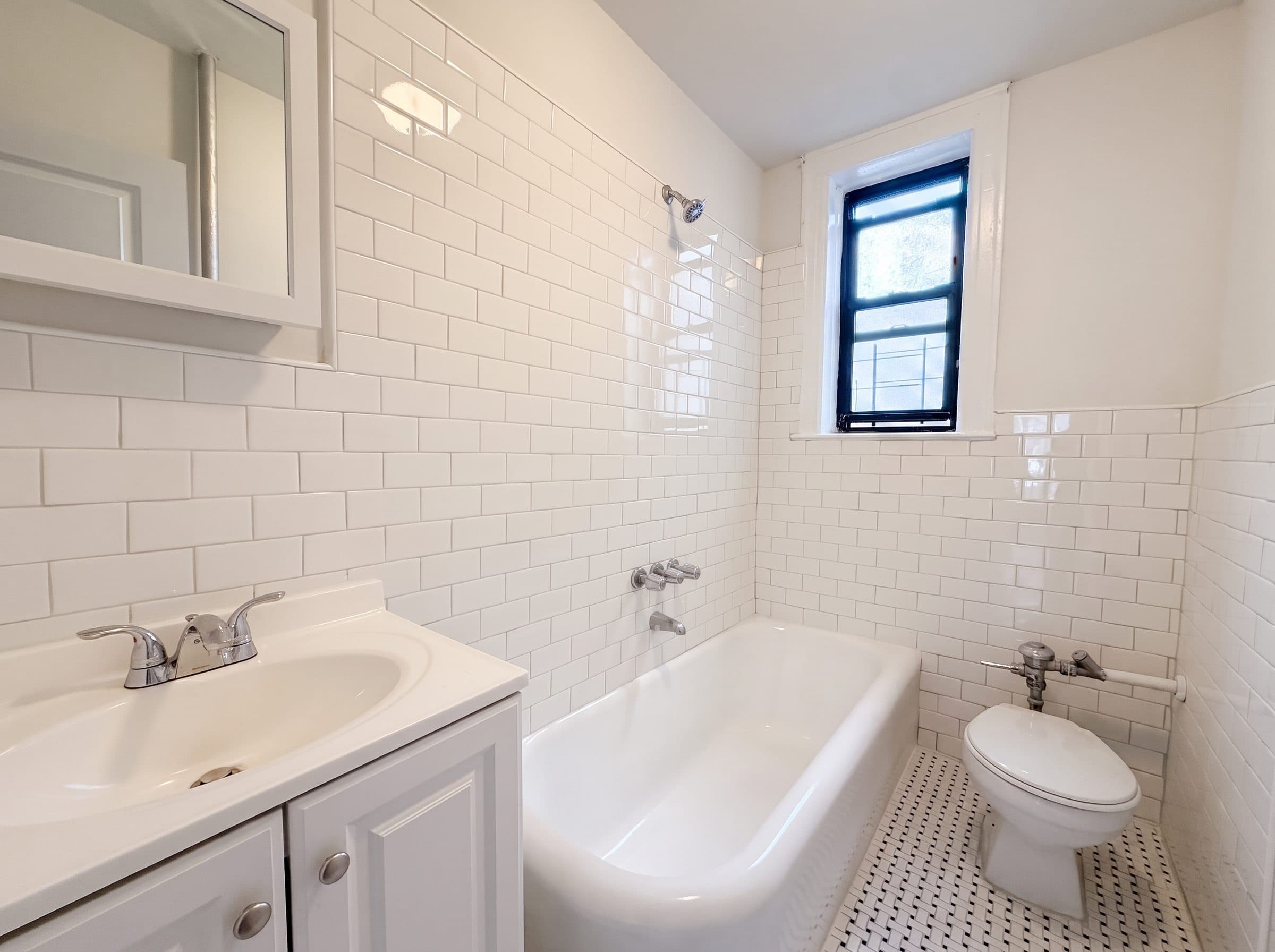 49 MacKay Place, Apt 1