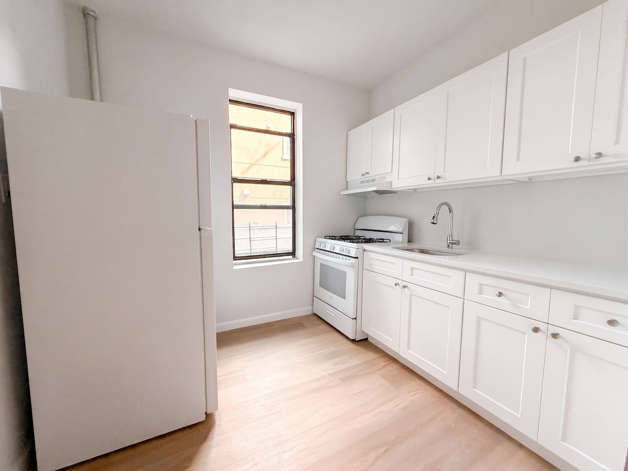49 MacKay Place, Apt 1