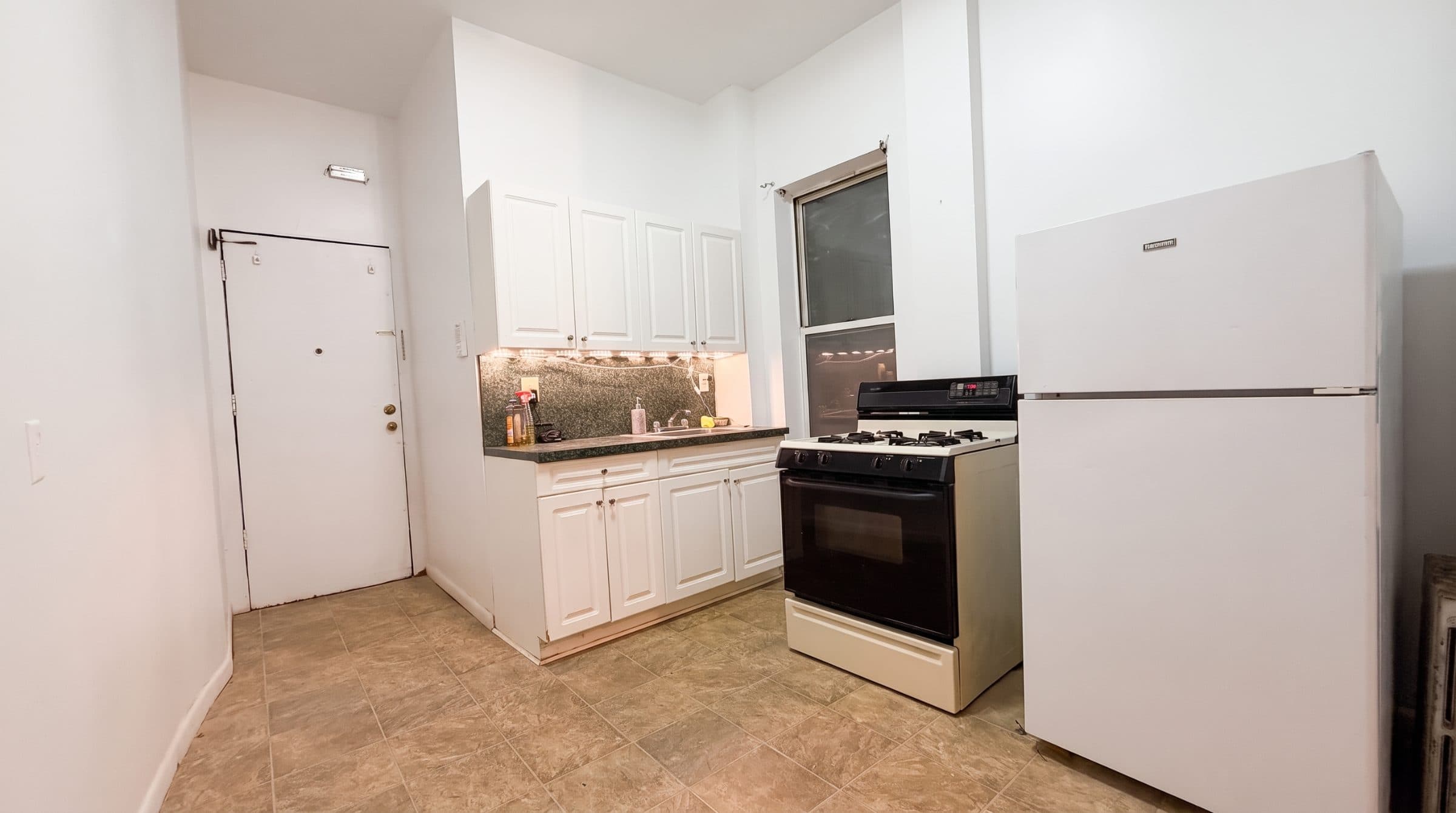 375 Fifth Avenue, Apt 2