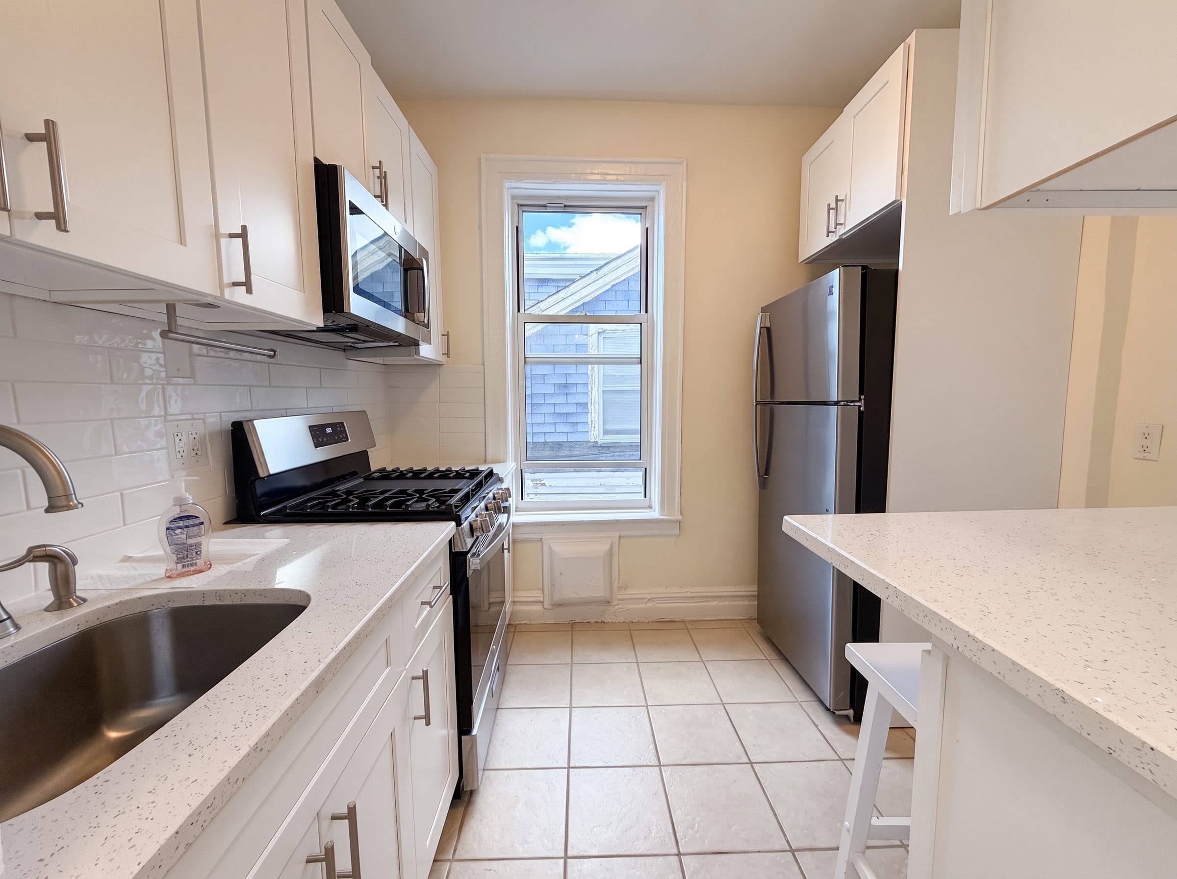 2066 East 15th Street, Apt 35