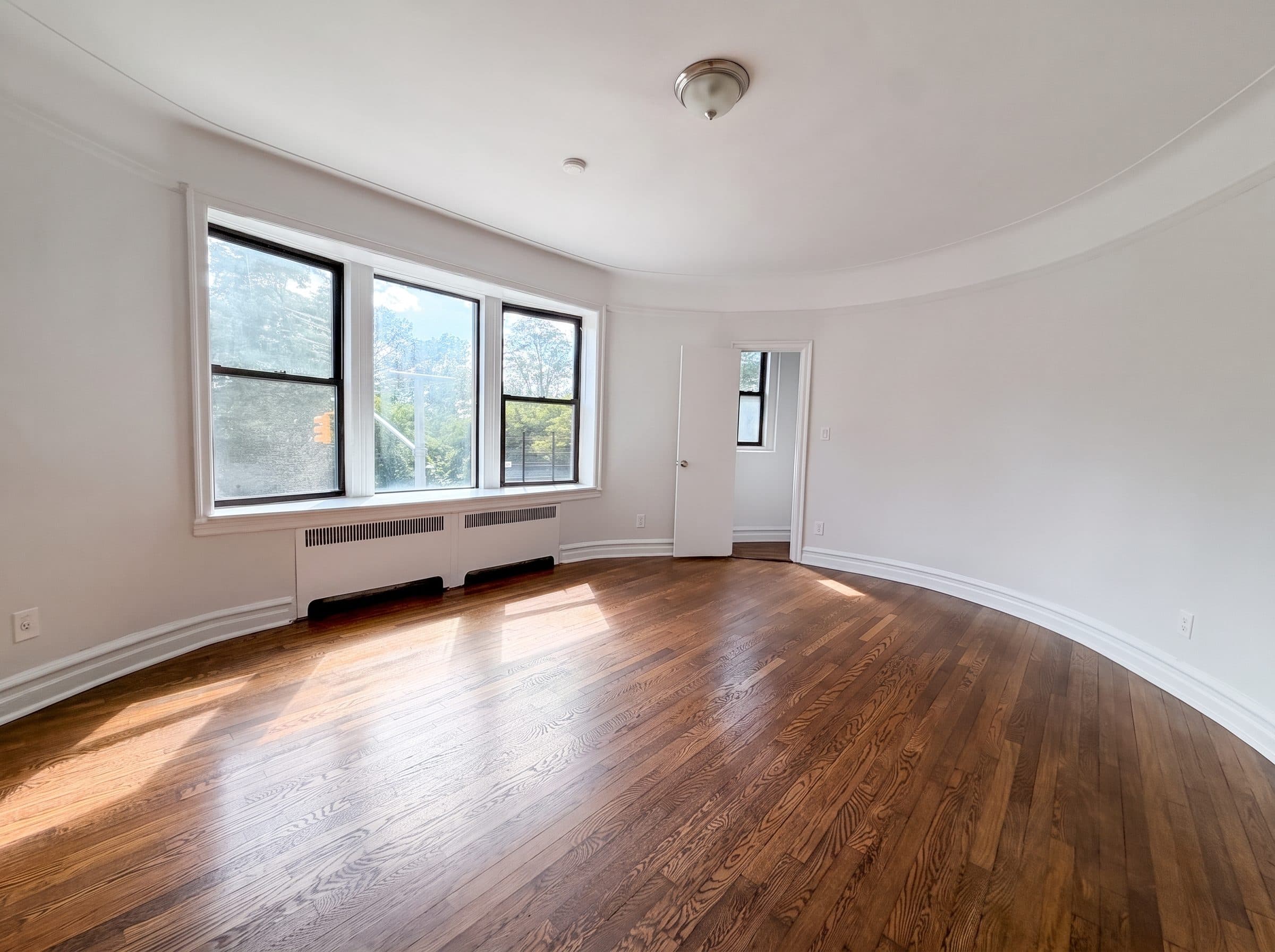 9747 Shore Rd, Apt 20