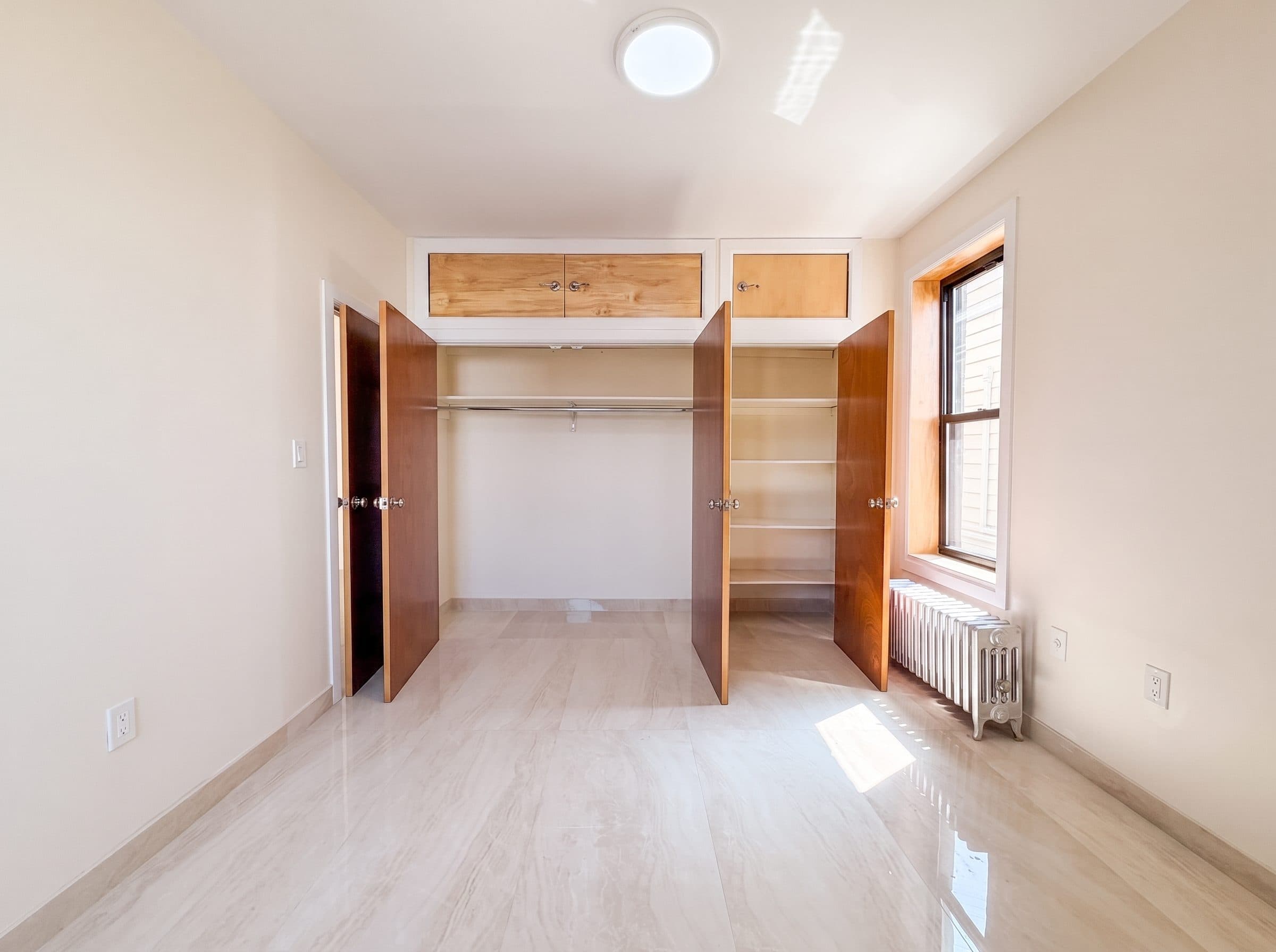 1602 East 43rd Street, Apt 24
