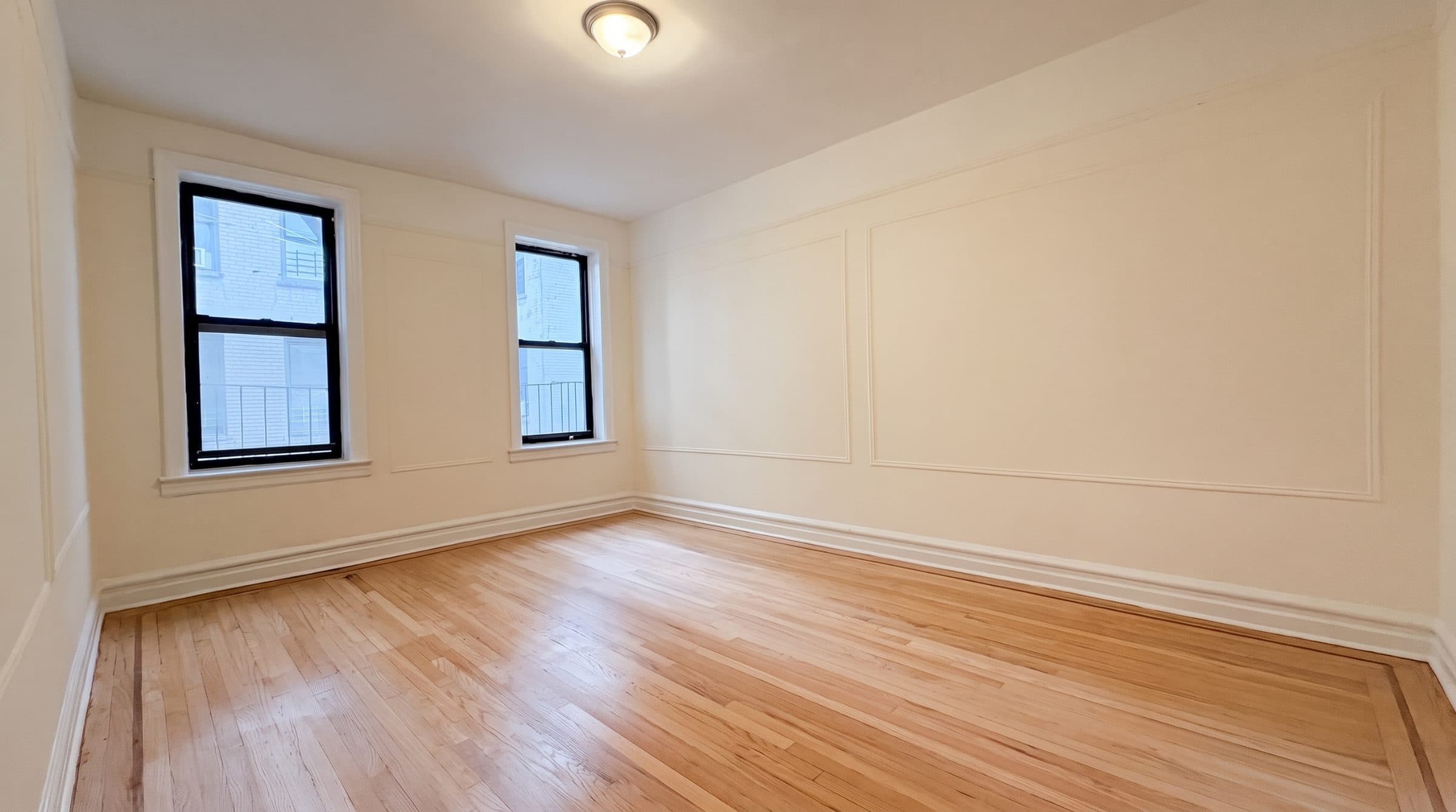 2126 Benson Ave, Apt 23